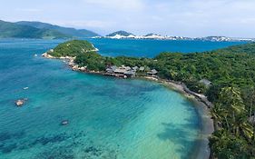 Whale Island Resort